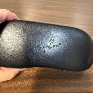 Ray-Ban Hard Case - Black Interior Cream Flocked